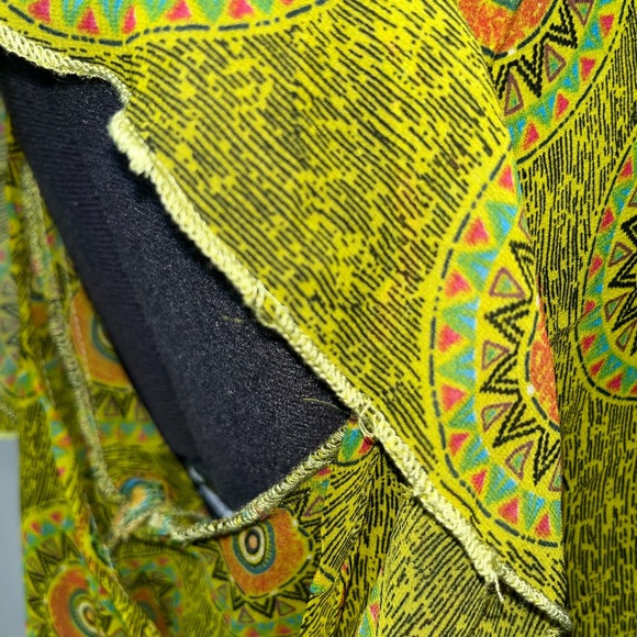 Iky & Me Flowy Mandala Cold Shoulder Ruffle Tie Up Top - Picture 3 of 16